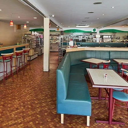 Relais Des 3 Pommes 3*