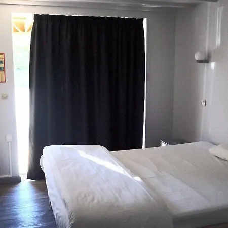 Relais Des 3 Pommes Hotel