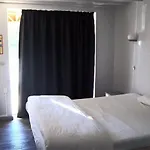Relais Des 3 Pommes Hotel