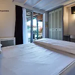 Relais Des 3 Pommes Hotel