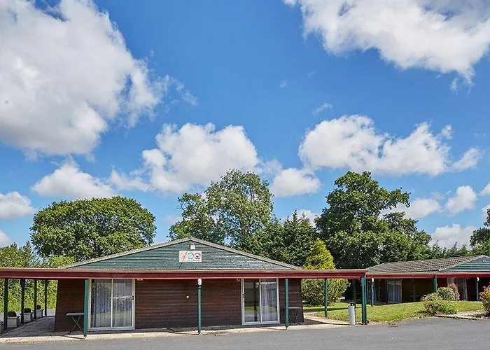 Relais Des 3 Pommes מלון